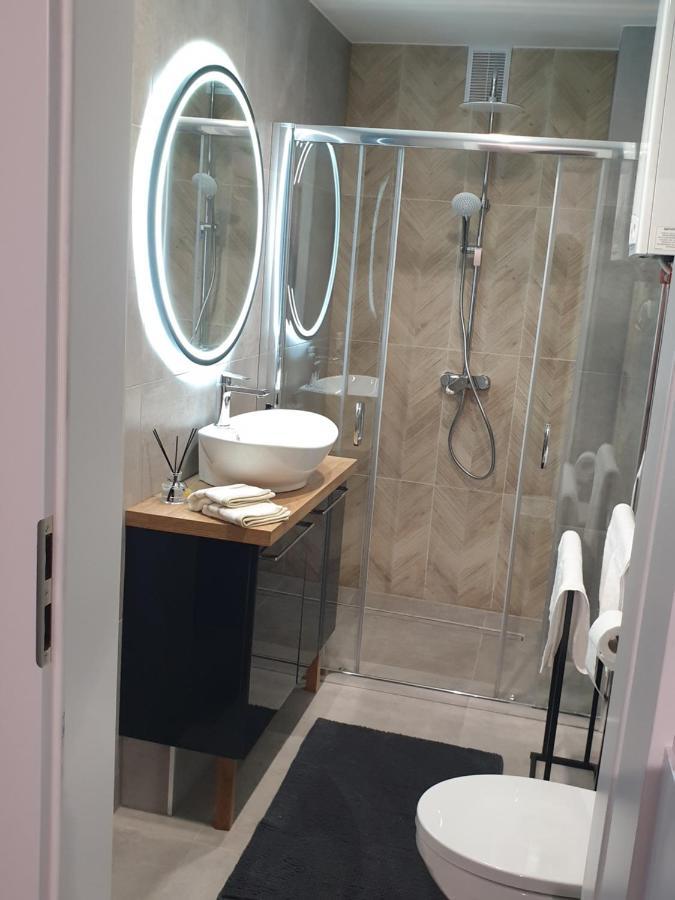 Modern Apartment Opolí Exteriér fotografie